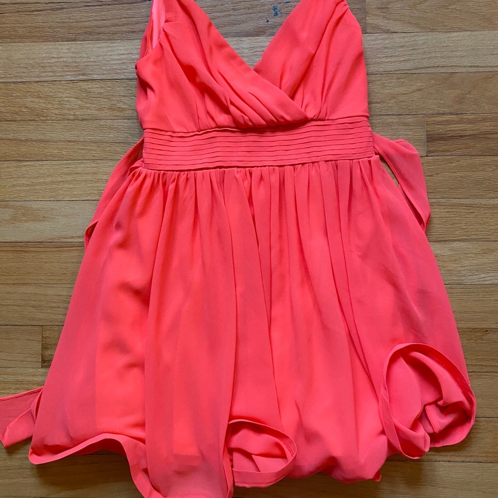CUTE!! Bright orange dress size S